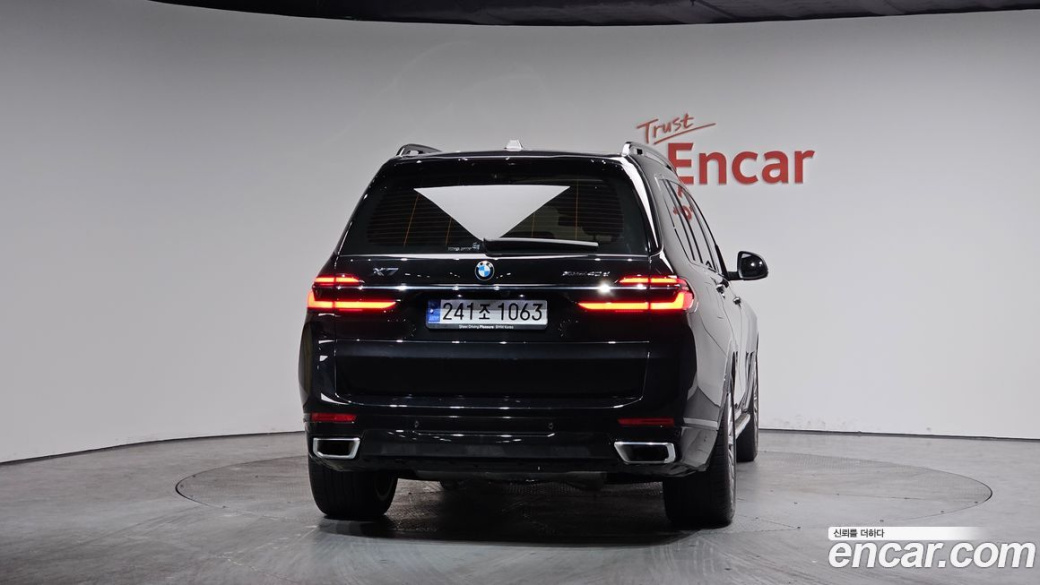 BMW X7 xDrive 40d Design Pure Excellence 7-Seater, 2024