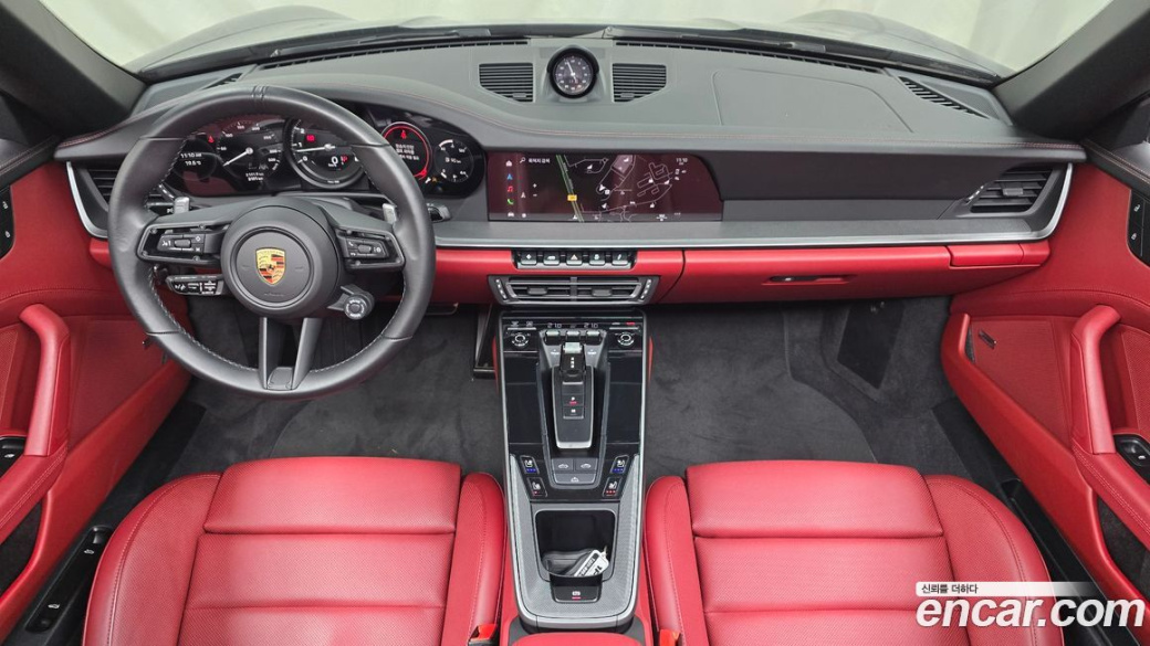 Porsche 911 Carrera 4S Cabriolet, 2024
