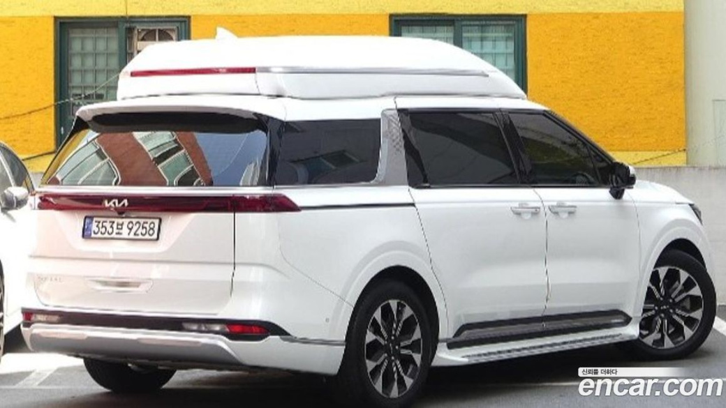 Kia Carnival 9-Seater Hi-Limousine, 2022