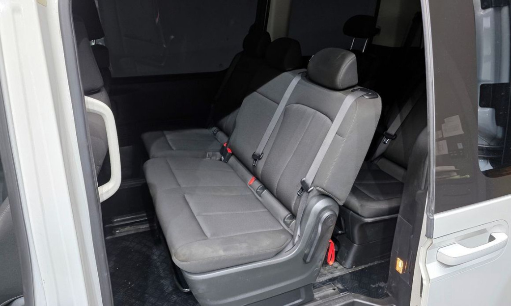 Hyundai Staria 4WD Tourer 11-Seater, 2022