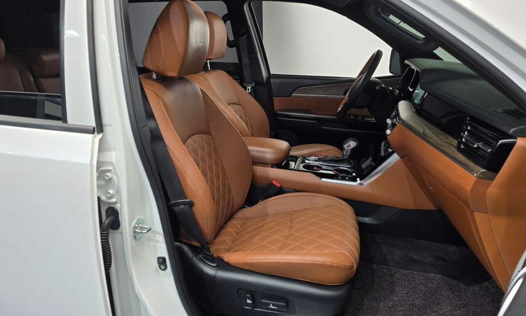 Kia Mohave Diesel 3.0 4WD 5-Seater, 2023
