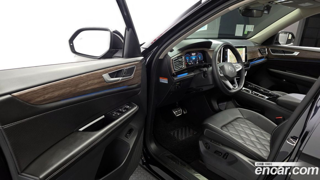 Volkswagen Atlas 2.0 TSI R-LINE 6-Seater, 2025