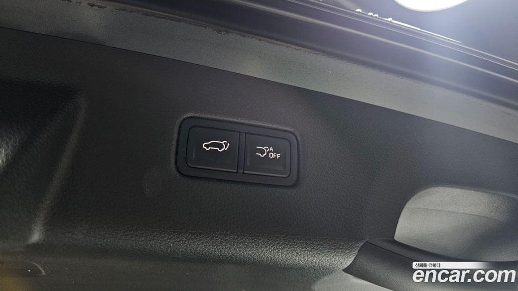Kia Carnival 9-Seater Signature, 2023