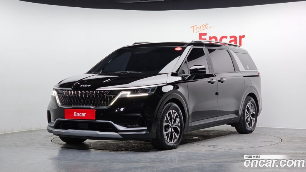 Kia Carnival 9-Seater Prestige, 2023