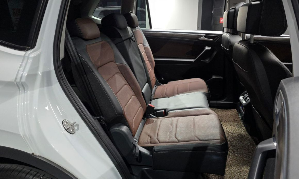 Volkswagen Tiguan 2.0 TSI Prestige, 2023