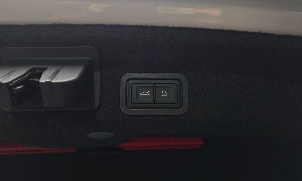 Audi A6 45 TFSI Premium, 2023