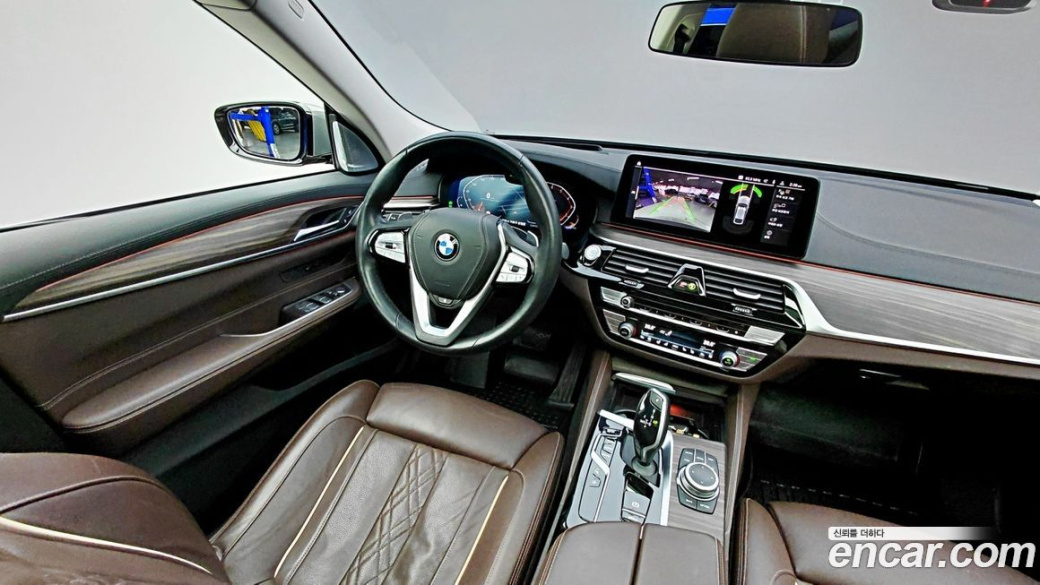 BMW Gran Turismo 630i xDrive Luxury, 2022