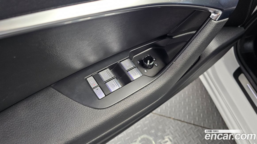 Audi A6 45 TFSI Premium, 2023