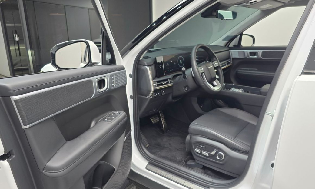 Hyundai Santafe Gasoline 2.5T 2WD, 2025