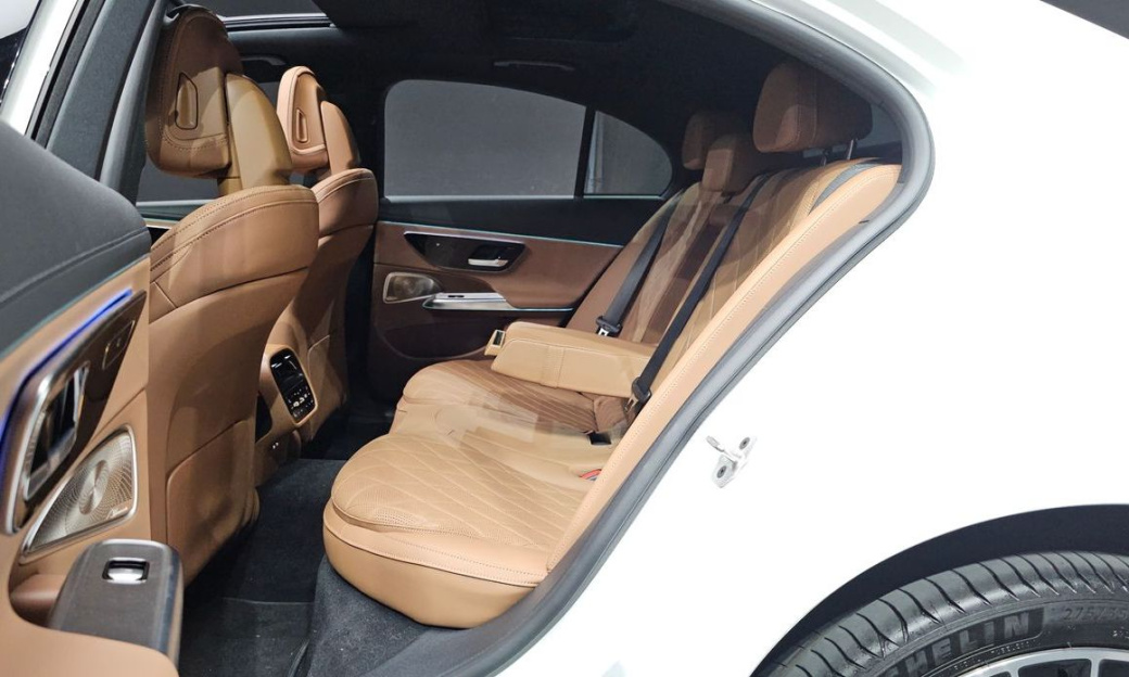 Mercedes-Benz E-Class E450 4MATIC Exclusive, 2024