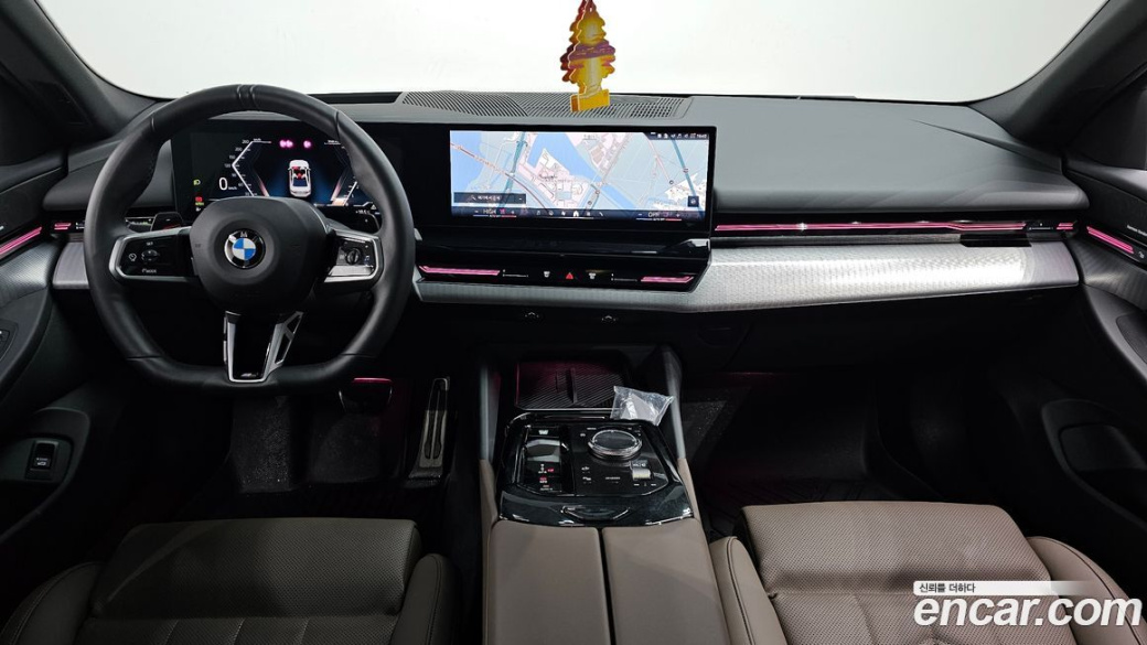 BMW 5-Series 520i Special Edition, 2024