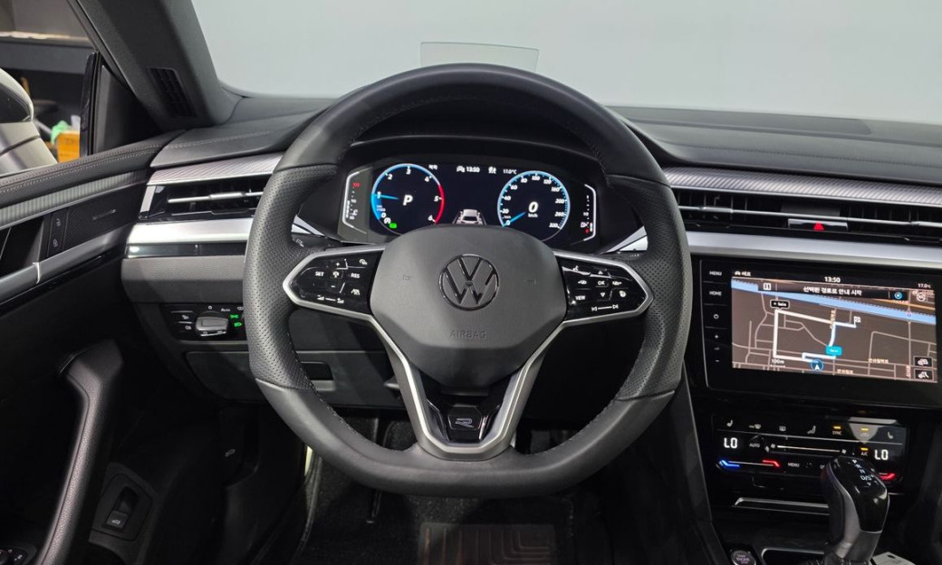 Volkswagen Arteon 2.0 TDI R-LIINE 4Motion, 2022