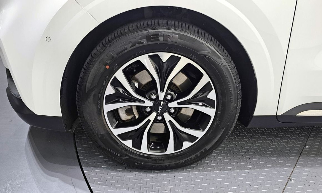 Kia Carnival 9-Seater Noblesse, 2022