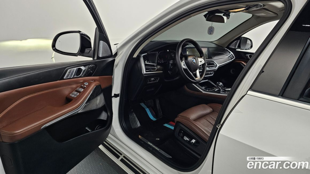 BMW X7 xDrive 40d Design Pure Excellence 7-Seater, 2022