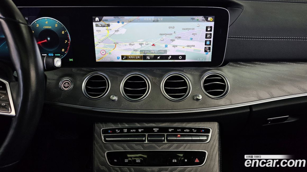 Mercedes-Benz E-Class E350 4MATIC Exclusive, 2023