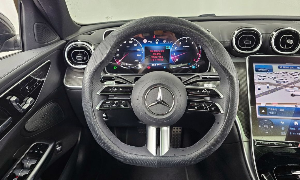 Mercedes-Benz C-Class C200 AMG Line, 2024