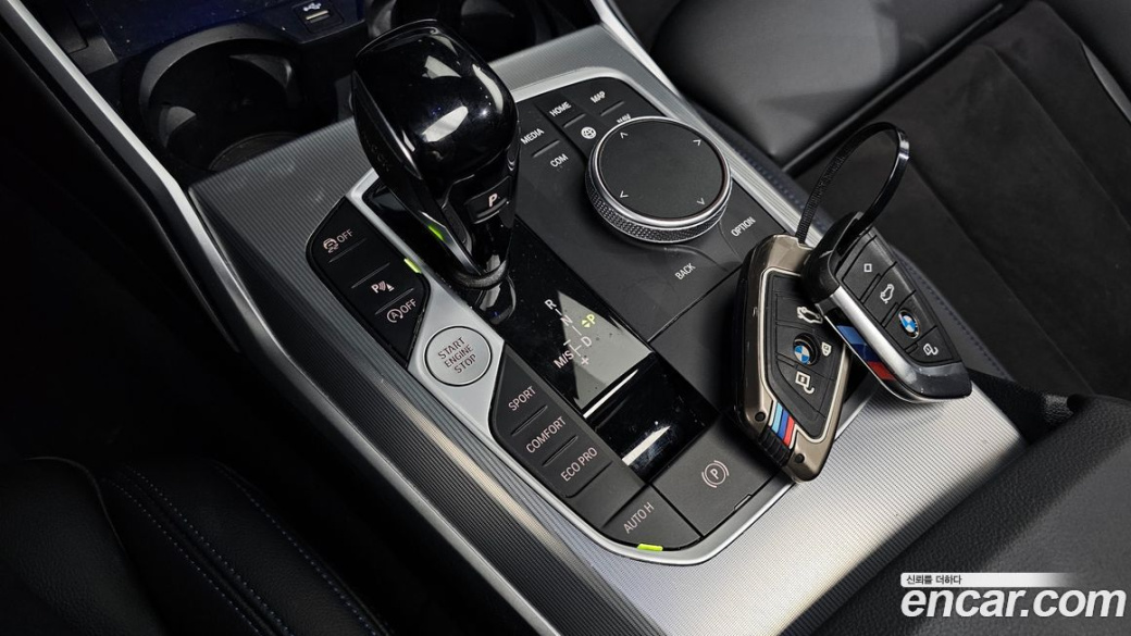 BMW 3-Series 320i M Sport, 2022