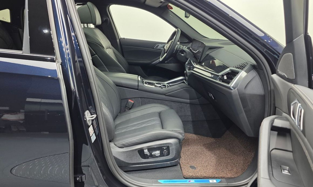 BMW X6 xDrive40i M Sport, 2024