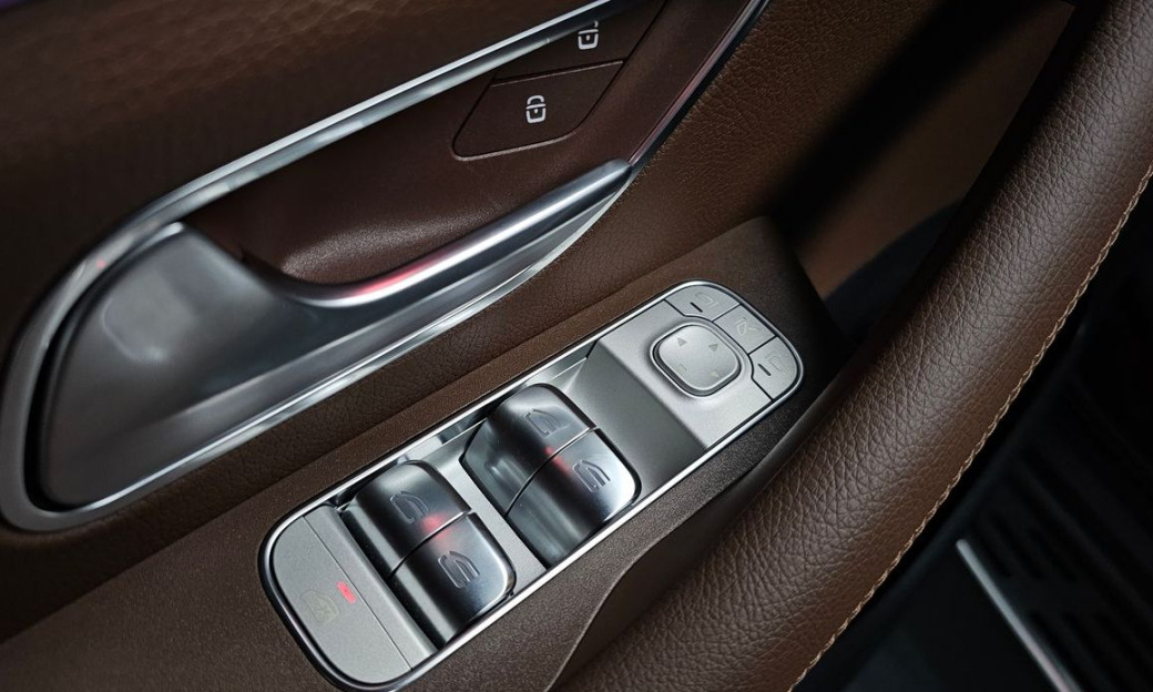 Mercedes-Benz GLE-Class GLE450 4MATIC, 2025