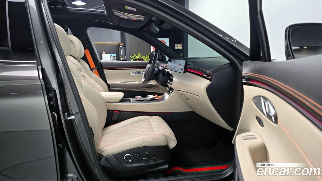Genesis GV70 2.5T Gasoline AWD, 2025