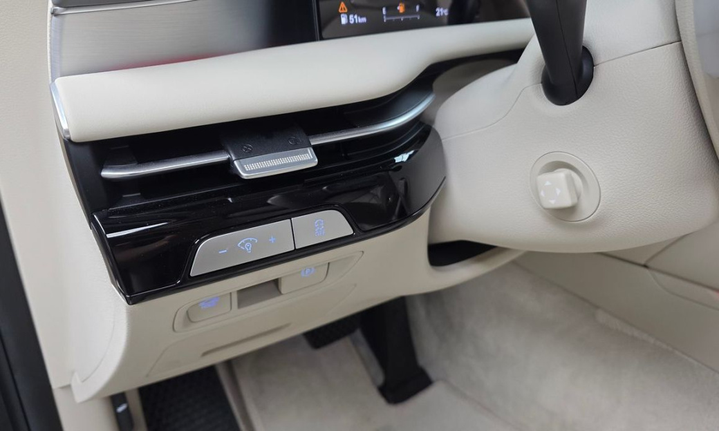 Genesis G80 Gasoline 2.5 Turbo AWD, 2025