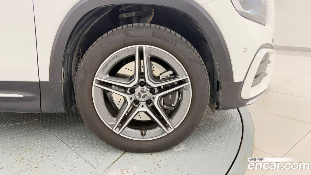 Mercedes-Benz GLB-Class GLB250 4MATIC, 2025