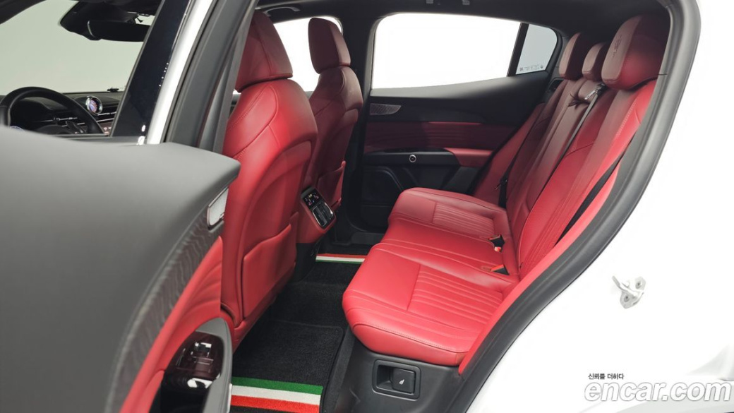 Maserati Grecale 2.0 AWD GT, 2023