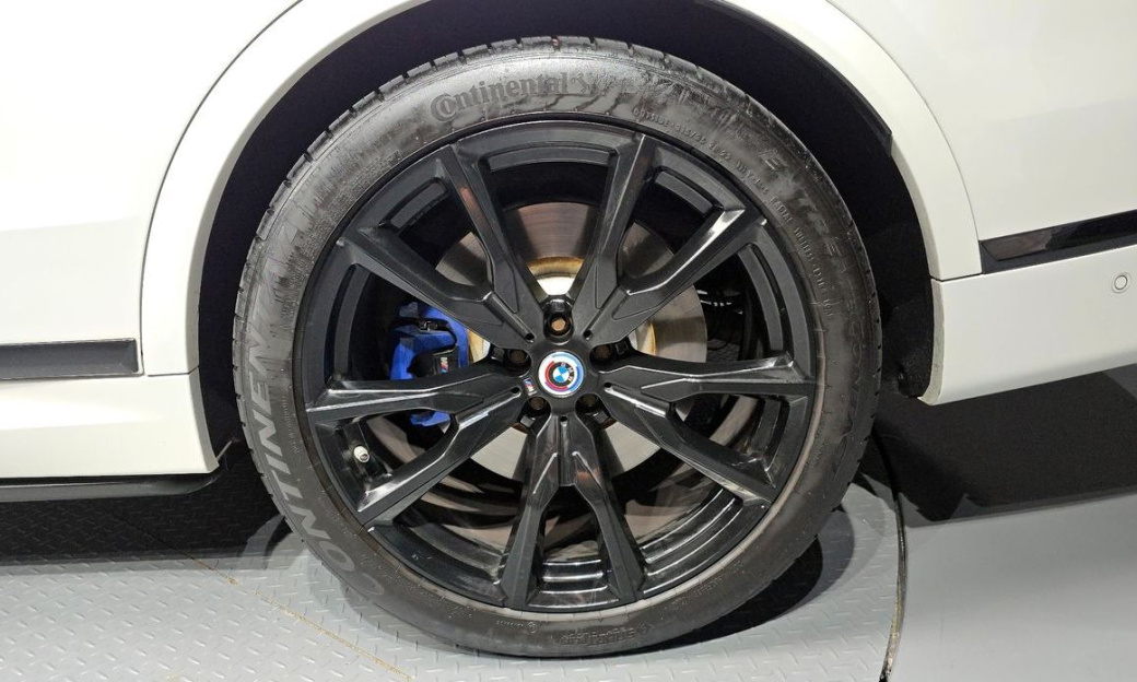 BMW X7 M60i xDrive M sport 6STR, 2024