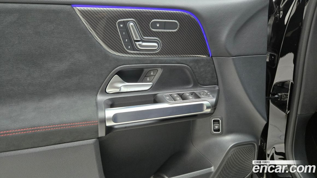 Mercedes-Benz GLB-Class AMG GLB35 4MATIC, 2025