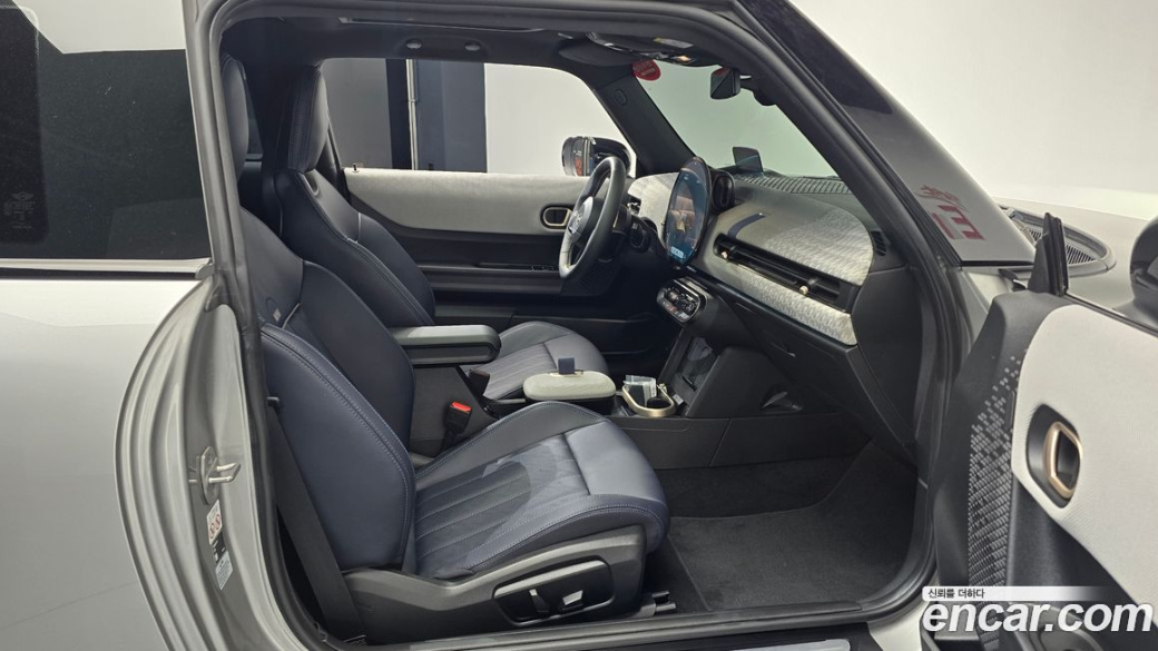 Mini Cooper Favoured, 2025