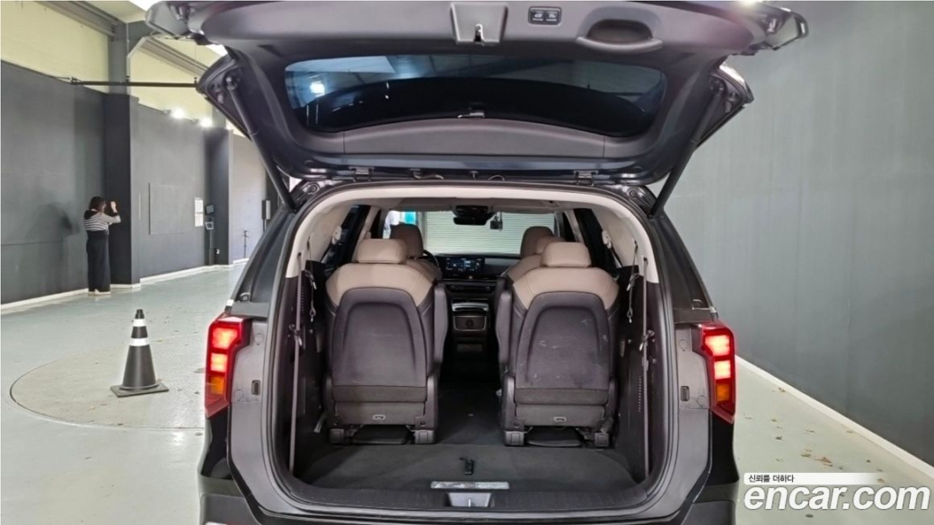 Kia Carnival 9-Seater Noblesse, 2025