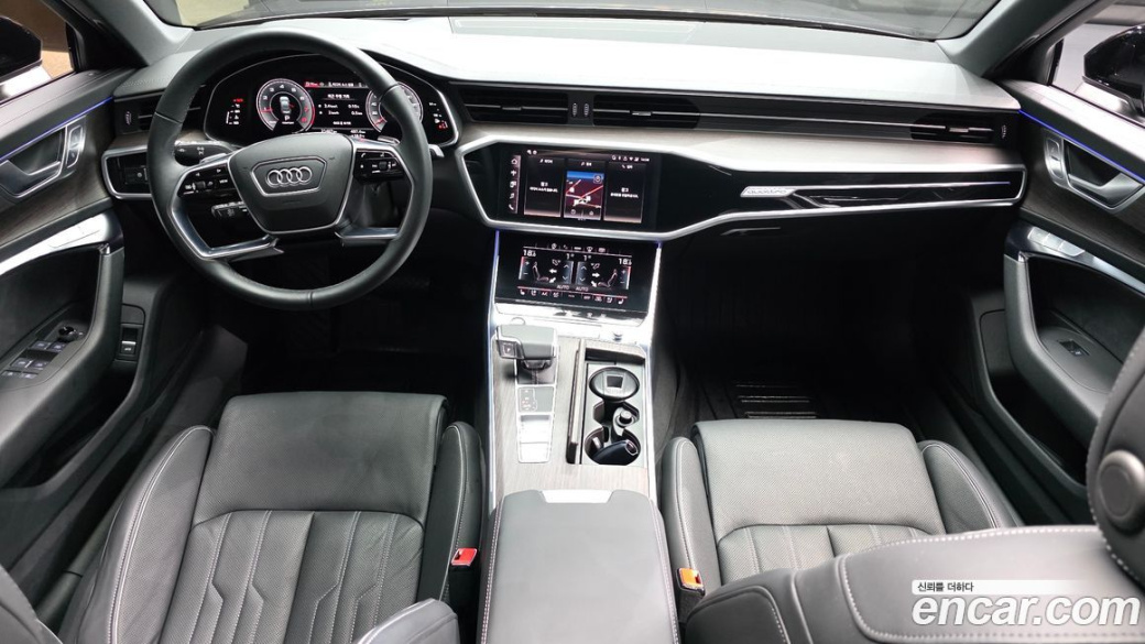 Audi A6 45 TFSI Quattro Premium, 2025