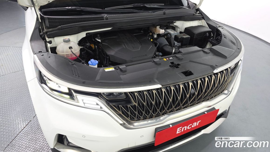Kia Carnival 9-Seater Noblesse, 2023