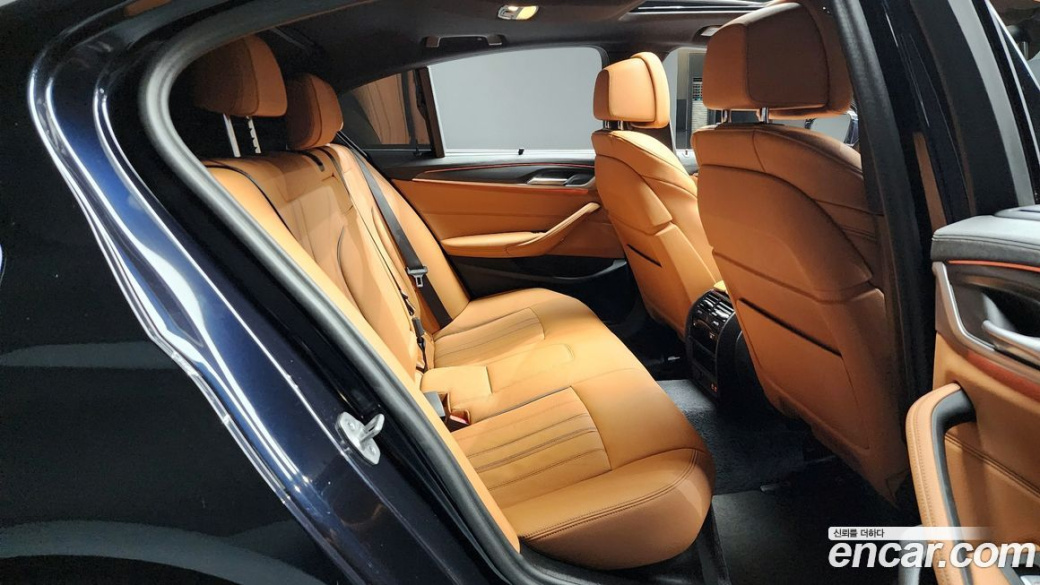 BMW 5-Series 520i M Sport, 2023
