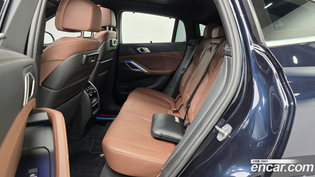 BMW X6 xDrive40i M Sport, 2022