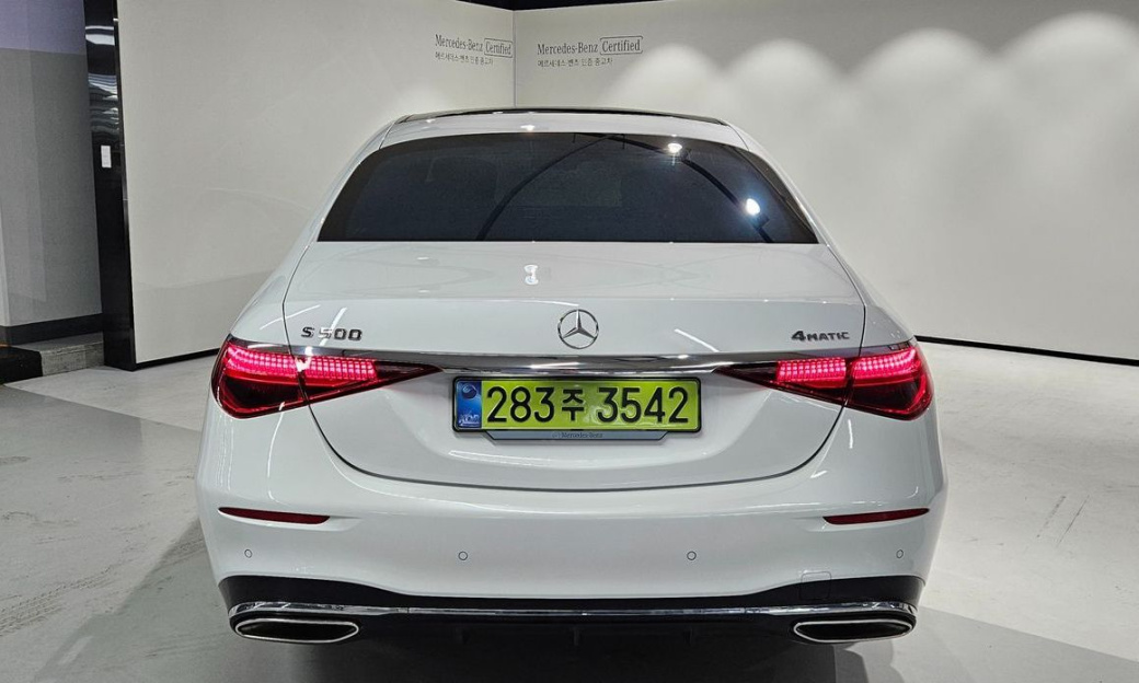 Mercedes-Benz S-Class S500L 4MATIC, 2025