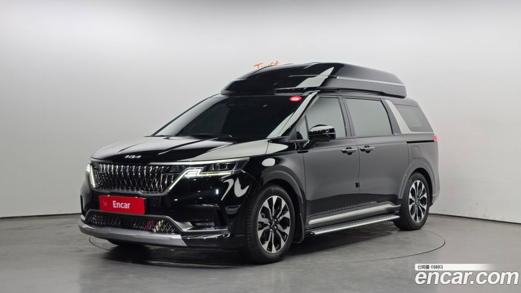 Kia Carnival 9-Seater Hi-Limousine, 2022