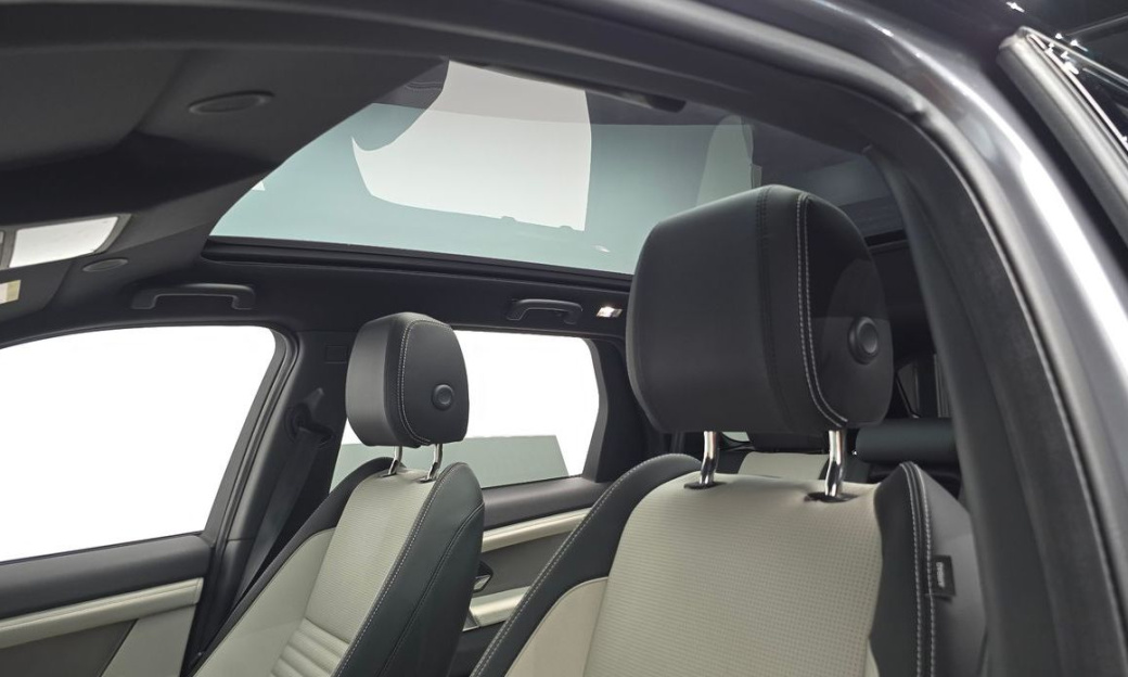 Land Rover Discovery Sport P250 Dynamic SE, 2025