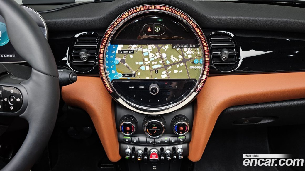 Mini Cooper Convertible Classic, 2024