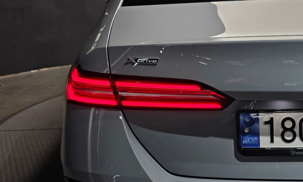 BMW 5-Series 530i xDrive M Sport, 2024