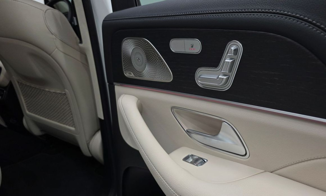 Mercedes-Benz GLE-Class GLE450 4MATIC, 2025
