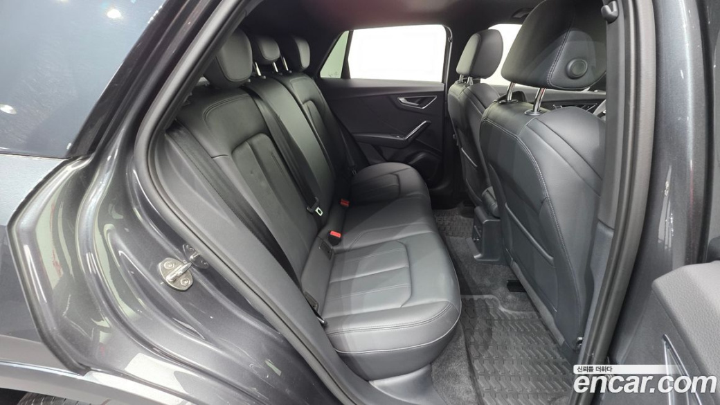 Audi Q2 35 TDI Premium, 2023
