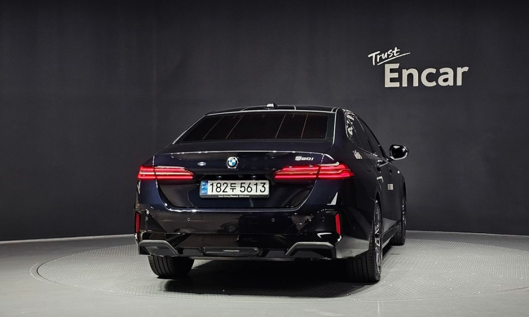 BMW 5-Series 520i M Sport, 2024