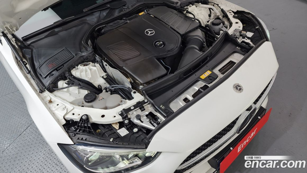 Mercedes-Benz C-Class C300 AMG Line, 2022