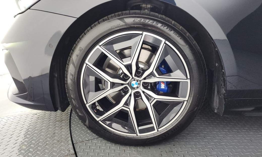BMW 5-Series 520i M Sport, 2024