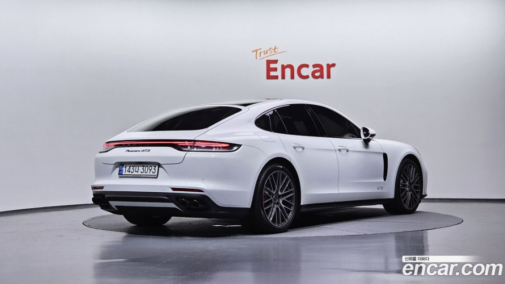 Porsche Panamera 4.0 GTS, 2022