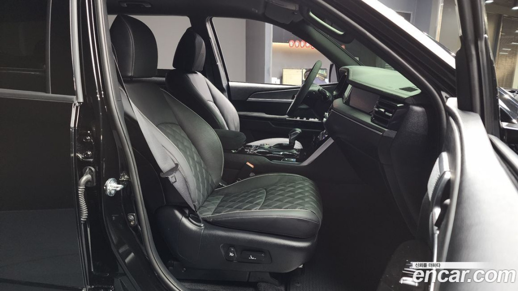 Kia Mohave Diesel 3.0 4WD 6-Seater, 2024