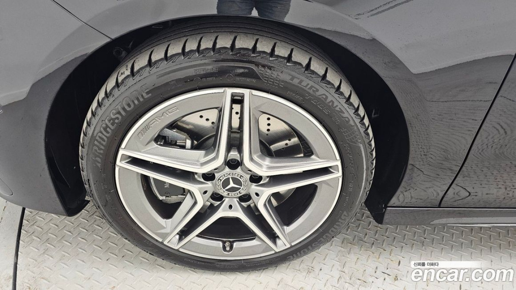 Mercedes-Benz CLA-Class CLA250 4MATIC, 2025