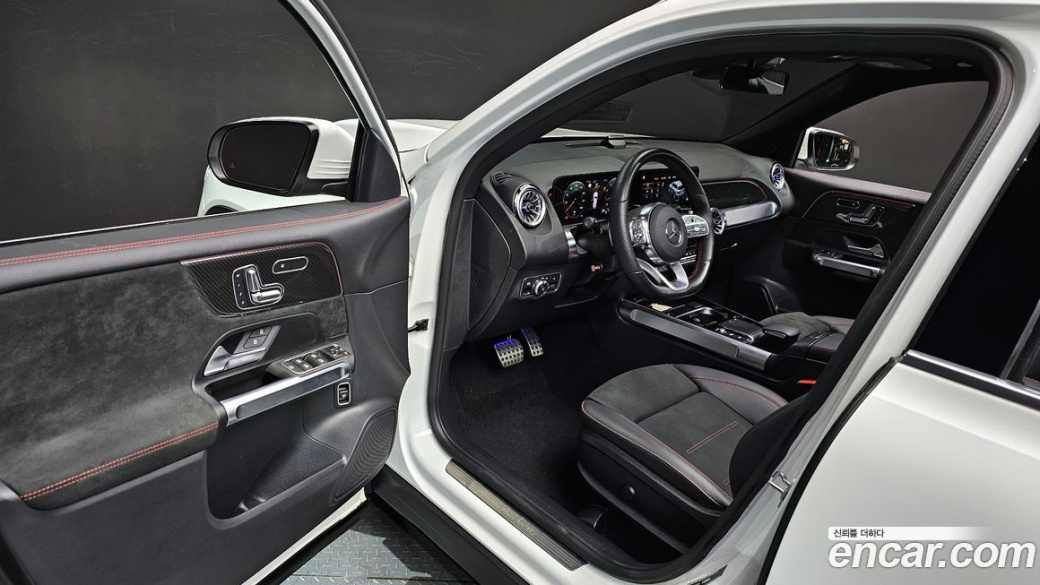 Mercedes-Benz GLB-Class GLB250 4MATIC, 2023