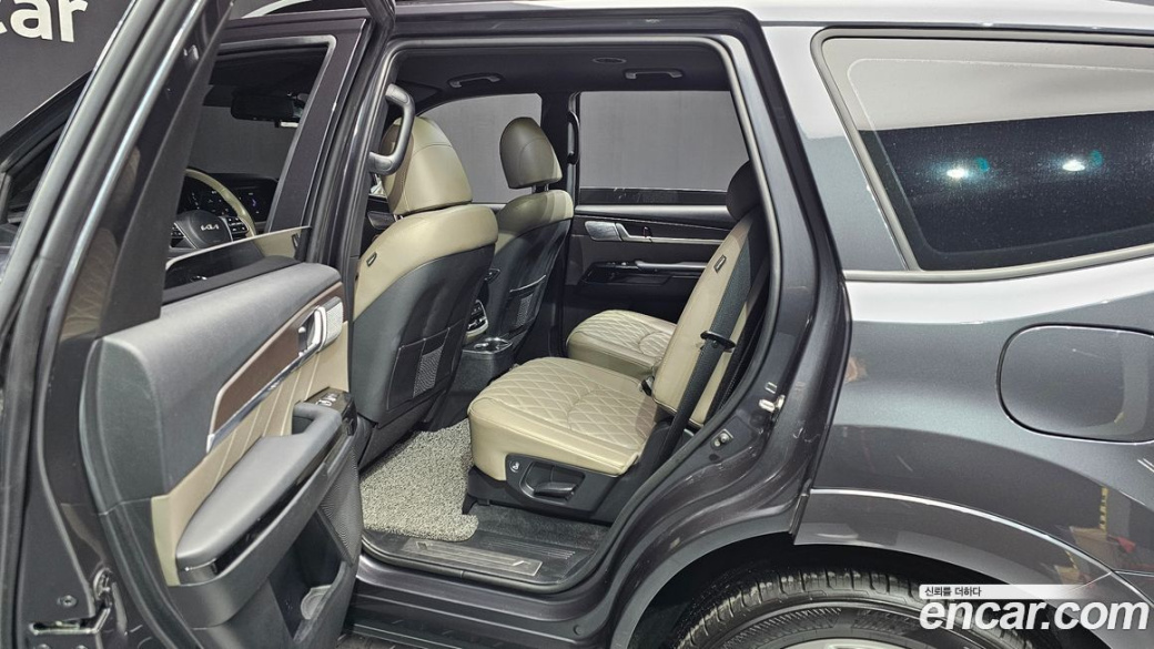 Kia Mohave Diesel 3.0 4WD 6-Seater, 2022